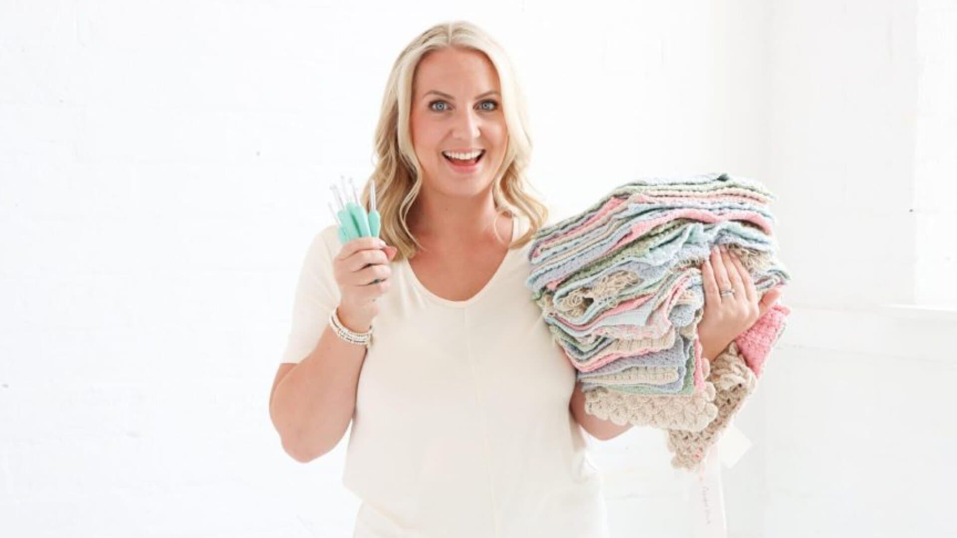 Thumbnail of Bella Coco Has 1.94M Subscribers and 3 App Ratings. The Top Crochet App Has 32,542