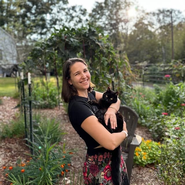 Rachel Andorfer of Auxhart Gardening
